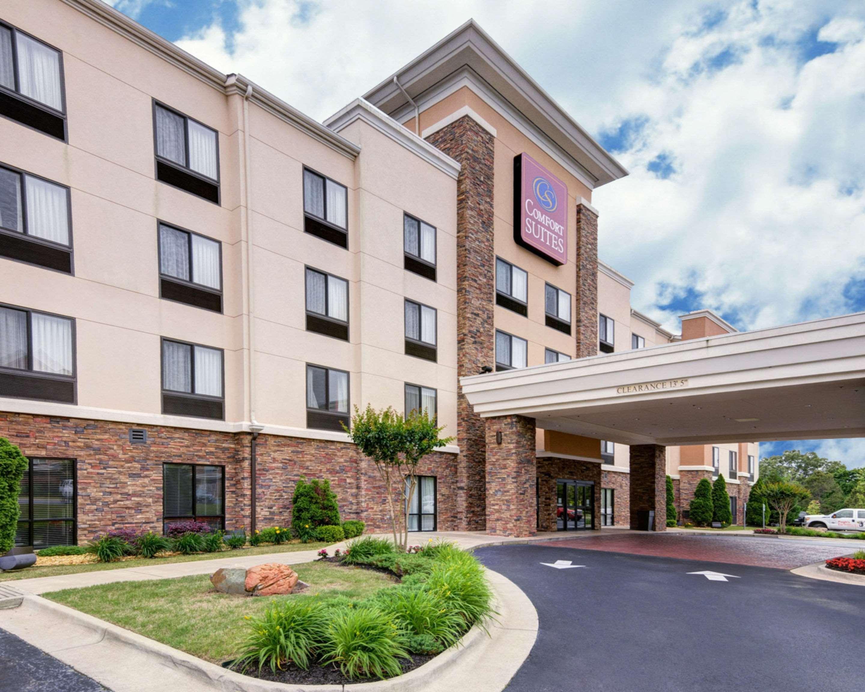 Comfort Suites Little Rock West Exterior photo